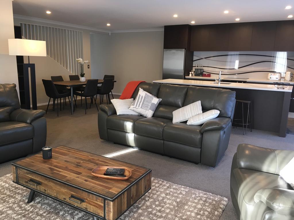 The York Apartments Hamilton Extérieur photo