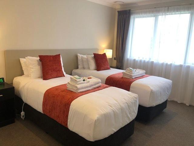 The York Apartments Hamilton Extérieur photo