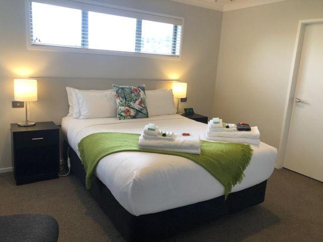 The York Apartments Hamilton Extérieur photo